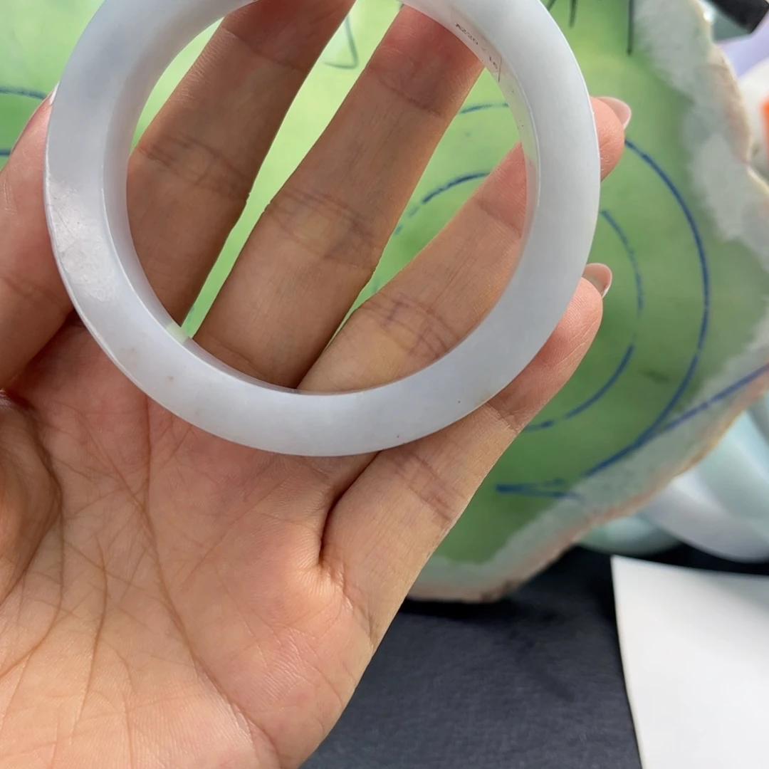 未镶嵌有定制翡翠