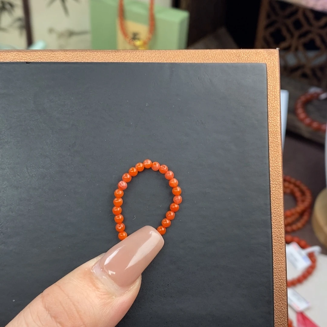 南红玛瑙未镶嵌手链