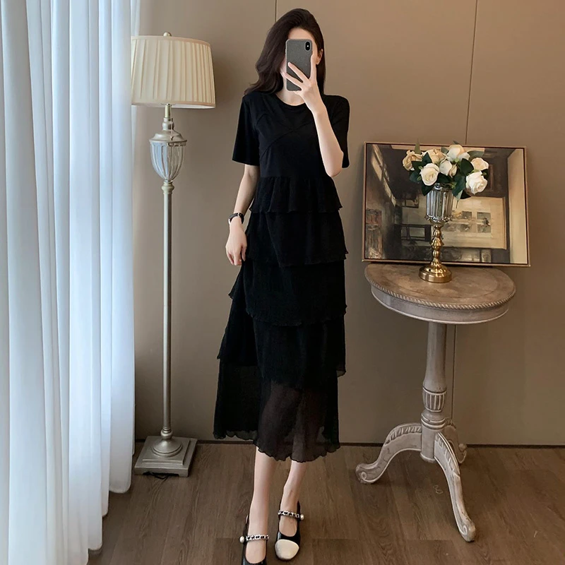 高级感蛋糕连衣裙女夏季收腰遮肉显瘦中长款圆领黑色T恤裙超好看