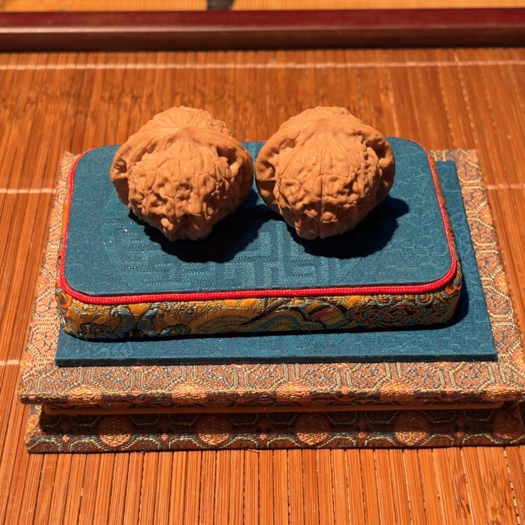 哈***哦文玩核桃吊坠嘎嘎嘎嘎