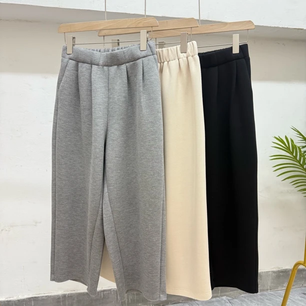 时尚宽松百搭3色休闲裤