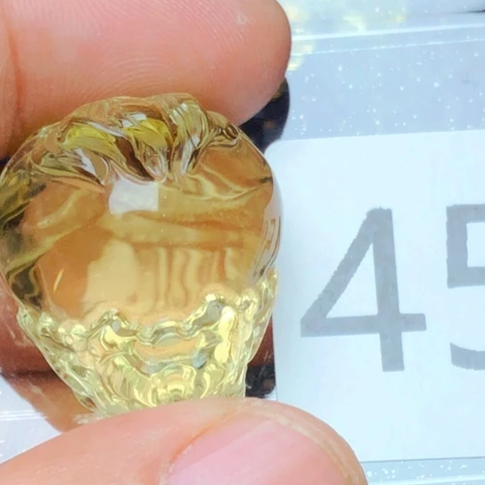 未镶嵌颈饰水晶大****e