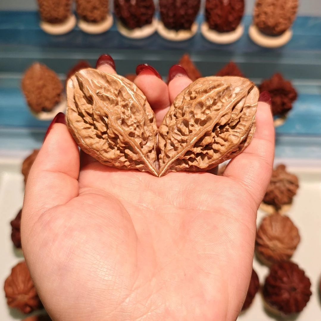 文玩核桃吊坠柳叶霸王枪