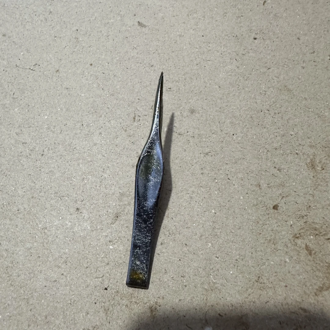 【68E-24】粗柄尖镊（长8厘米）