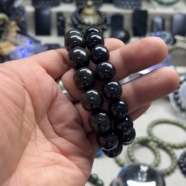 柚***子和田玉（糖玉）未镶嵌颈饰