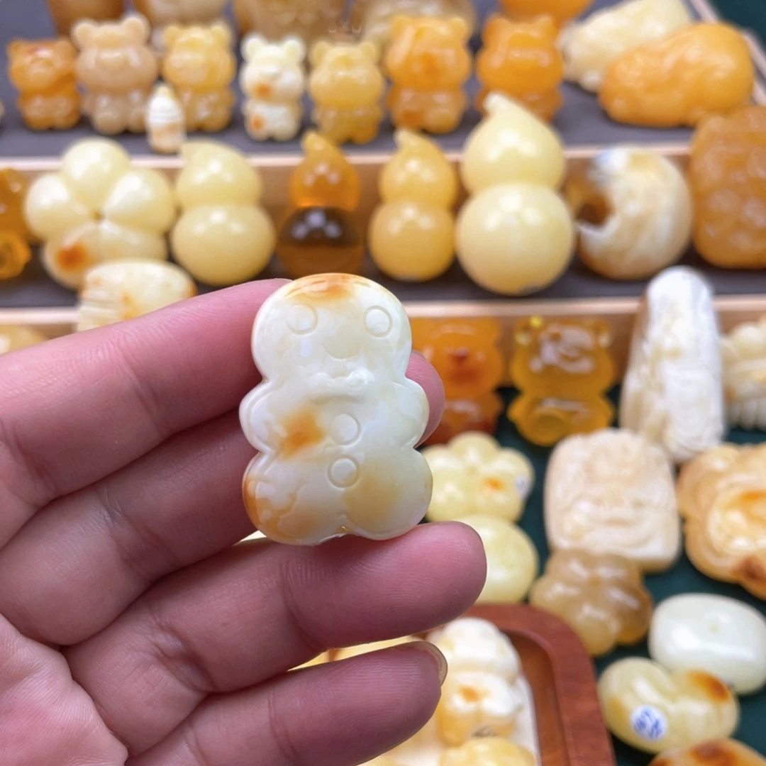 琥珀未镶嵌裸石蜜蜡