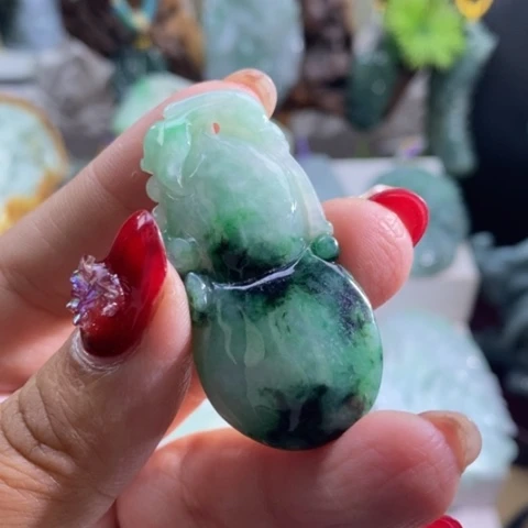 【闪购商品】颈饰未镶嵌翡翠葫芦