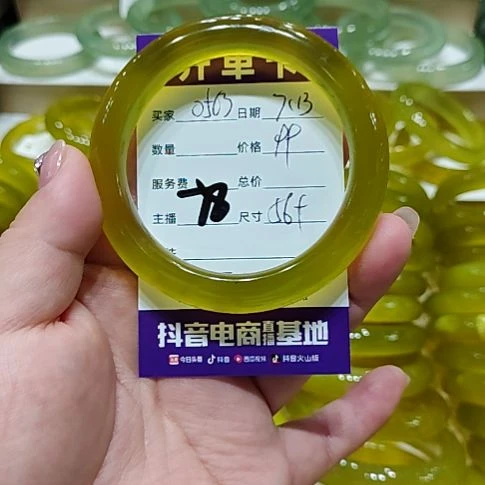 手***3岫玉未镶嵌手镯岫玉未镶嵌手镯岫玉未镶嵌