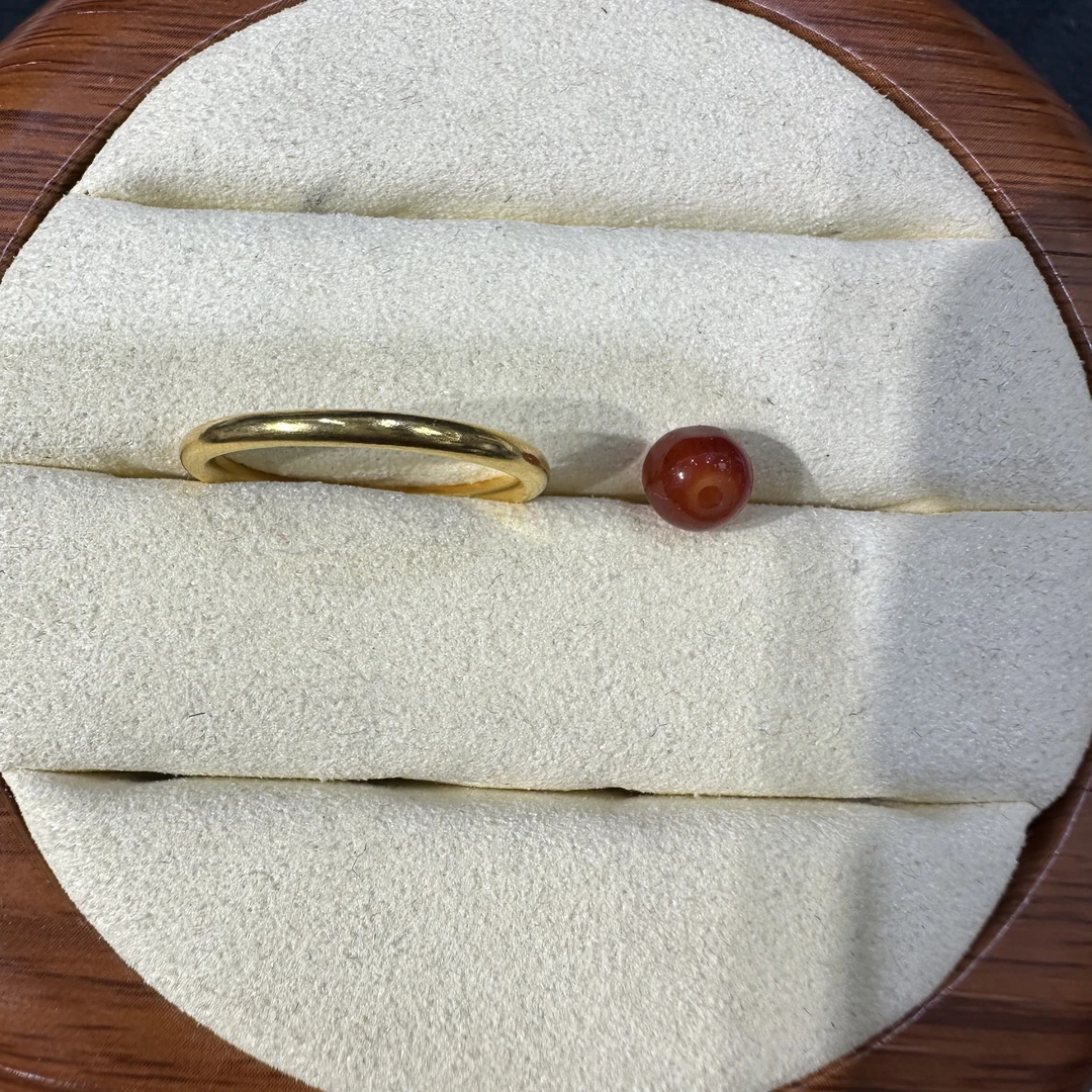 【金缘】足金  精致时尚素圈戒指配件 玛瑙珠吊坠FG325