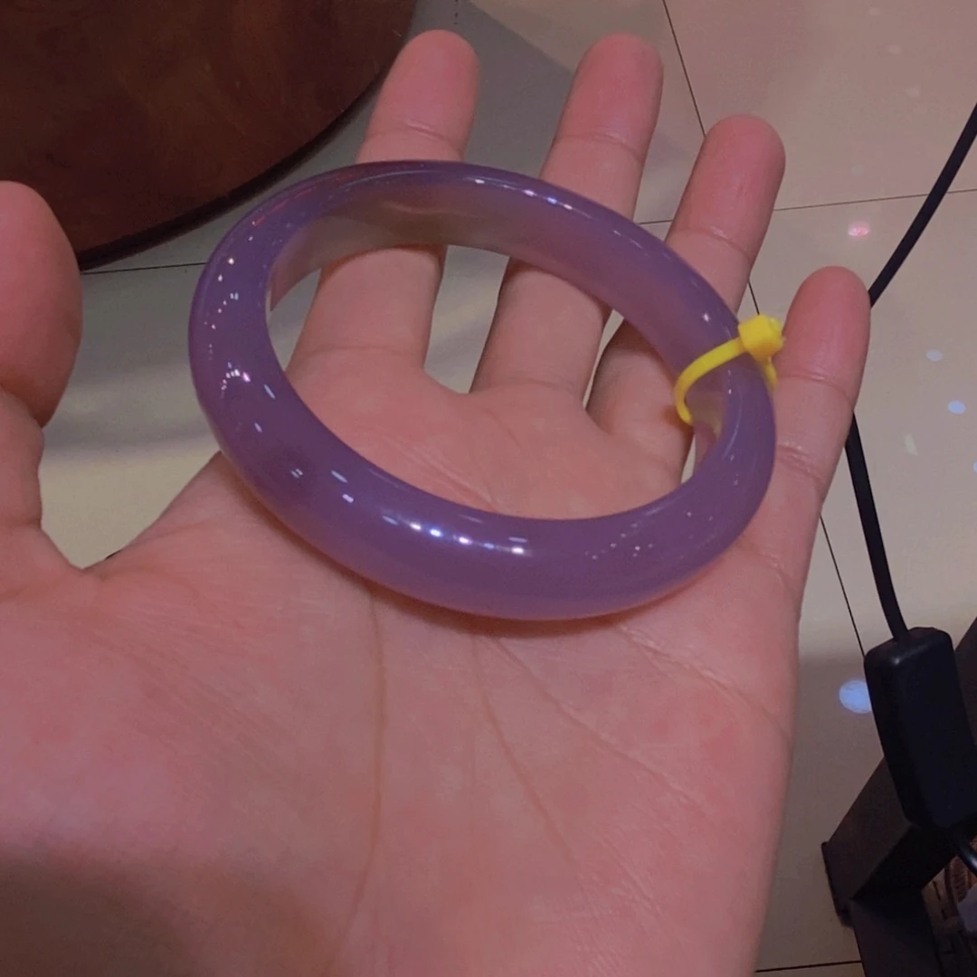 玛瑙/玉髓手镯未镶嵌群