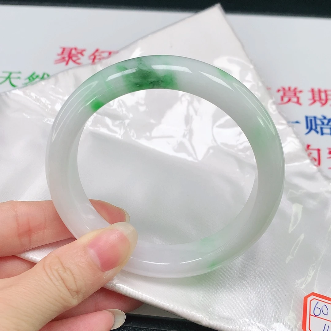 未镶嵌手镯翡翠099