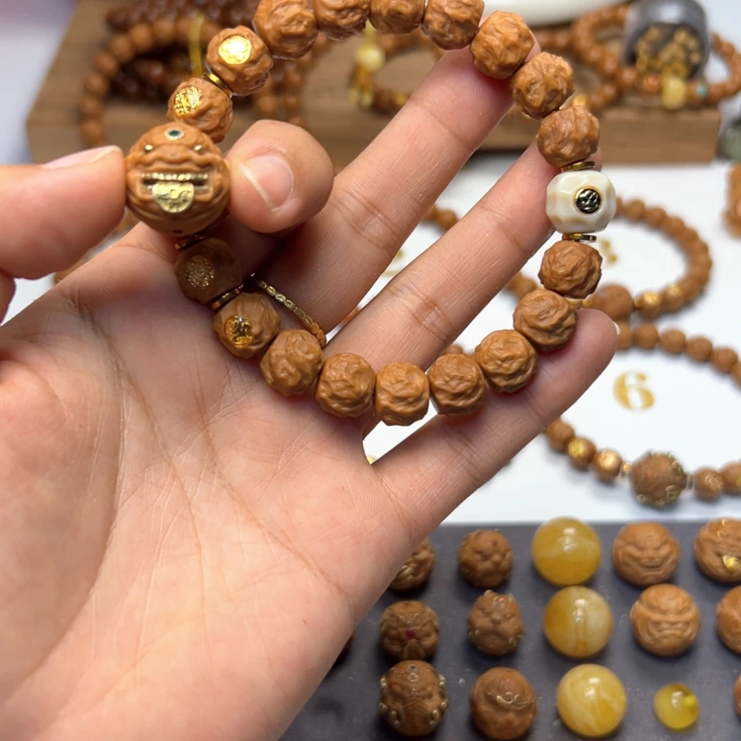 明***星猴头核桃手串龙蛇一套