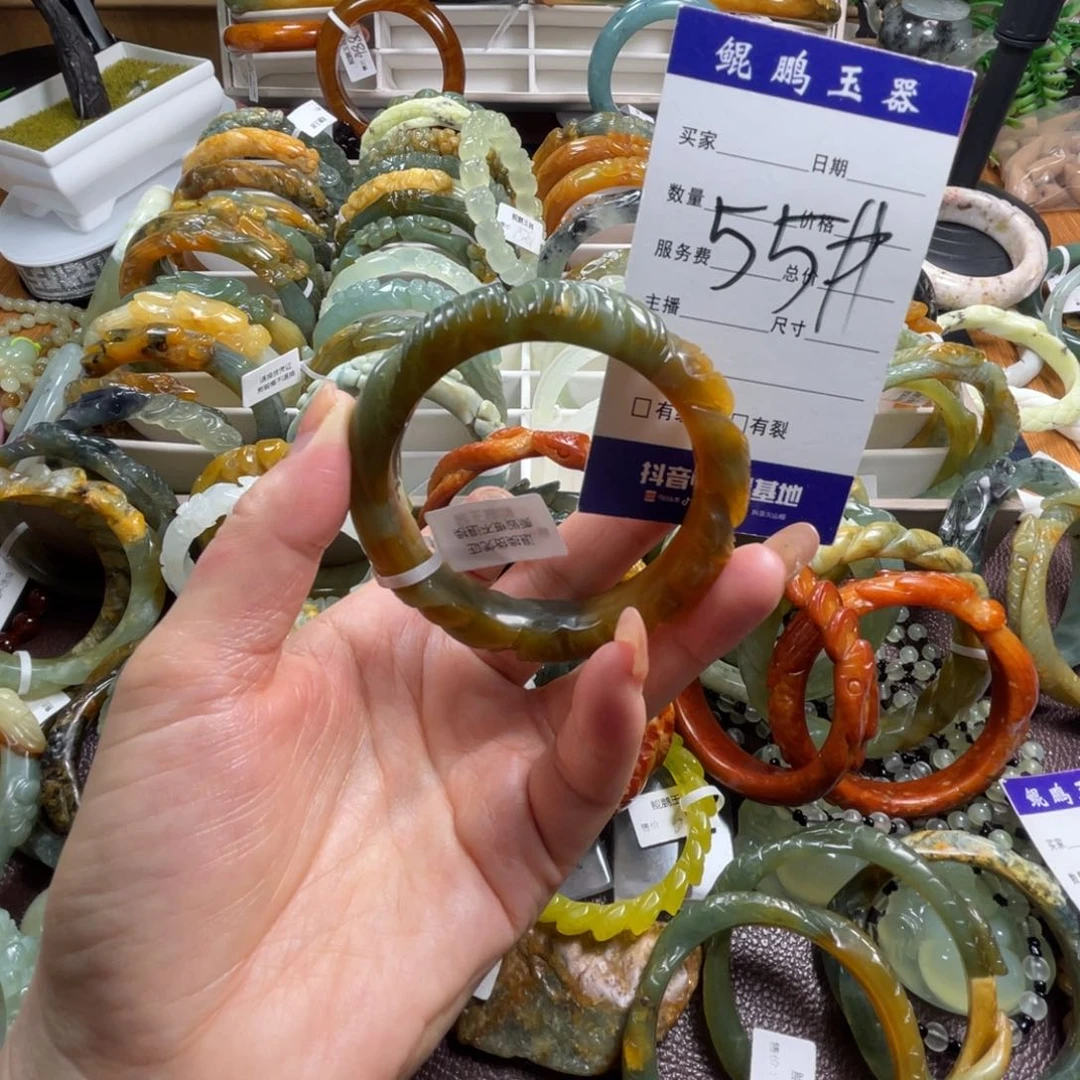 未镶嵌蛇纹石玉手镯