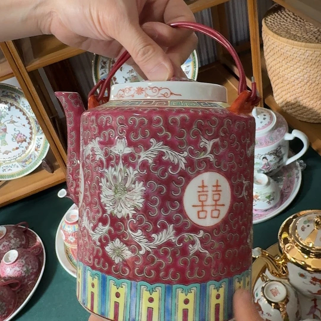 香港精品老瓷器微瑕慎拍