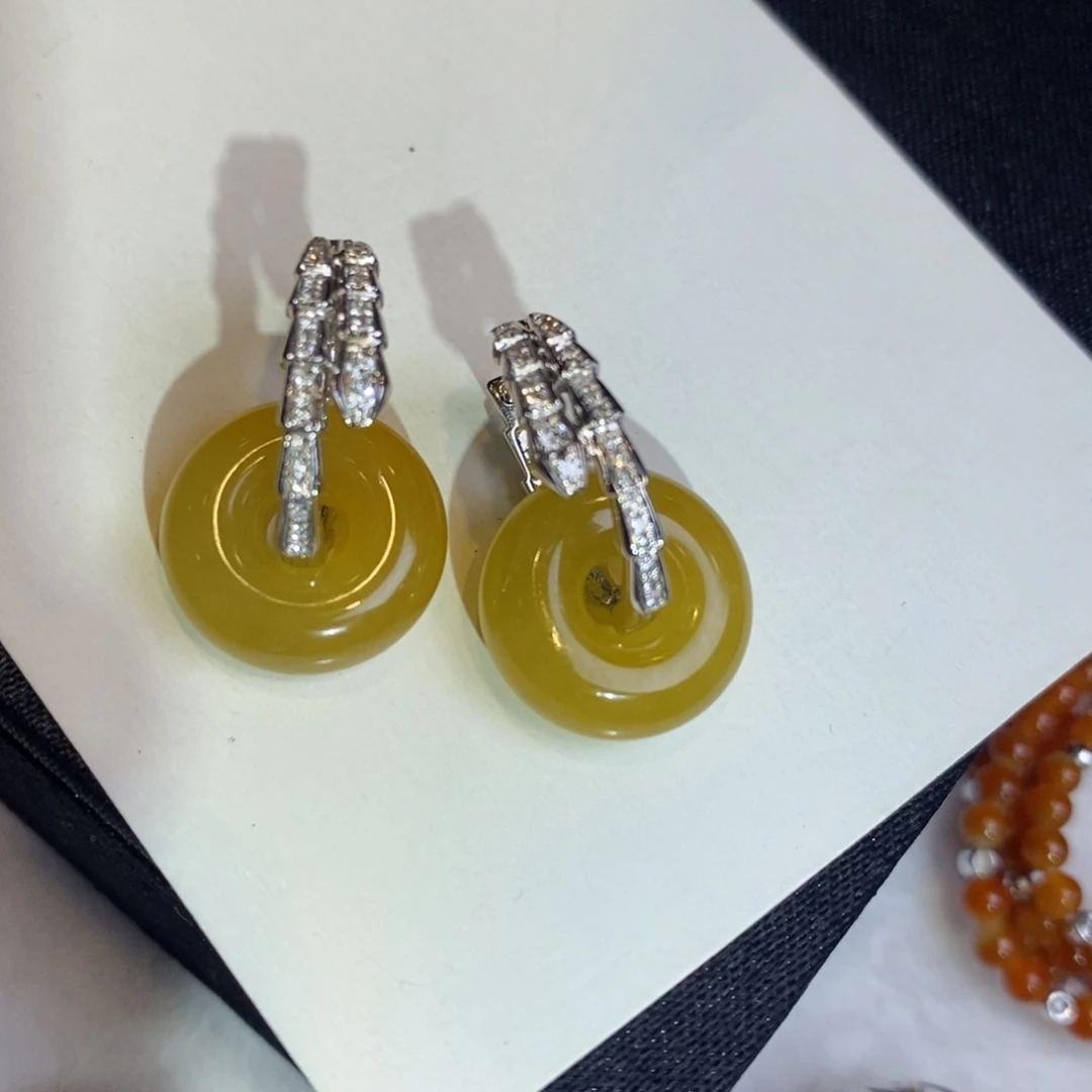 翡翠耳饰18K金镶嵌设计款蛇形耳包6500➕甜甜圈