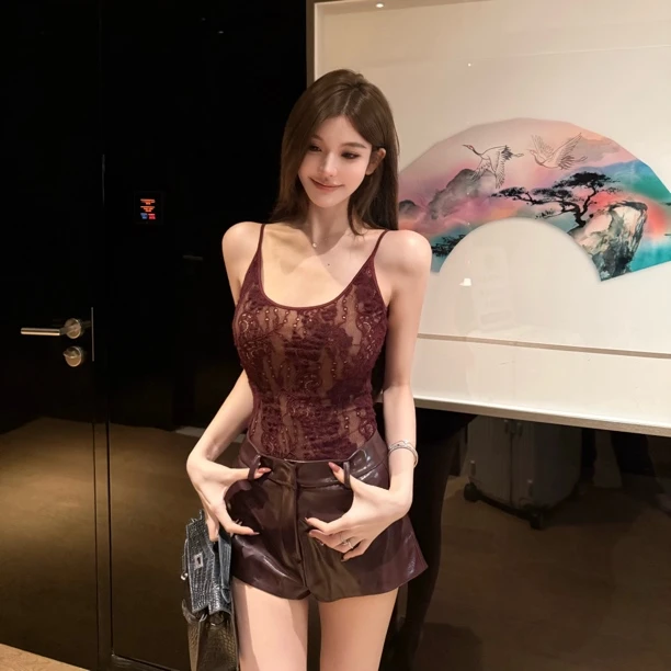 FAY【红唇】气质御姐风性感纯欲蕾丝网纱露背吊带上衣