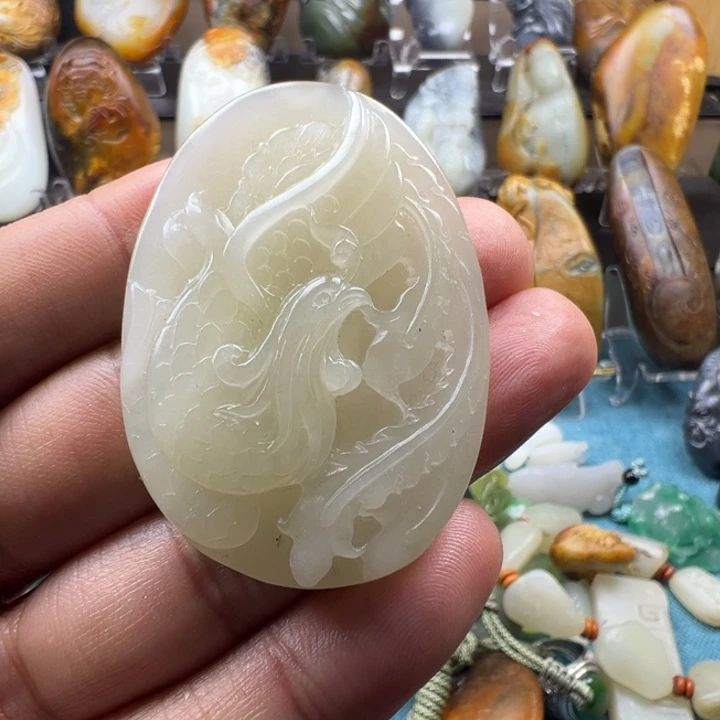 和田玉未镶嵌挂件