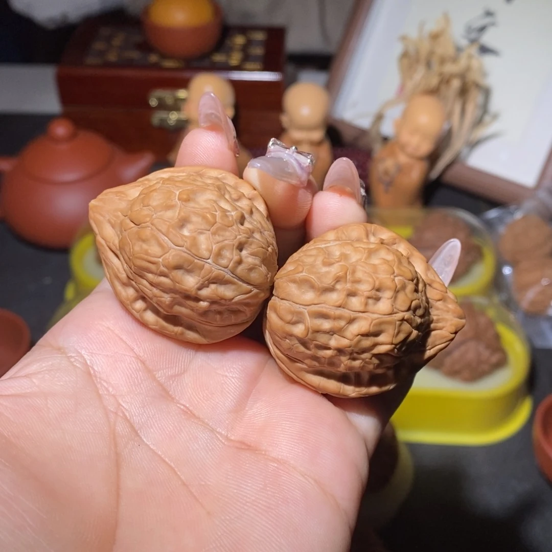 文玩核桃吊坠36全品对歪龟甲文