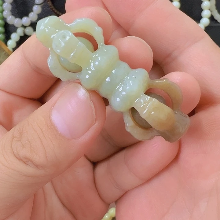 和田玉未镶嵌吊坠(不含链)