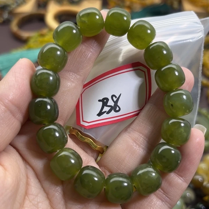 未镶嵌蛇纹石玉手链