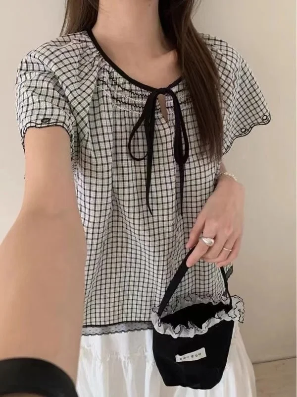 格子系带短袖衬衫女夏季新款韩系复古甜美减龄洋气娃娃衫泡泡袖