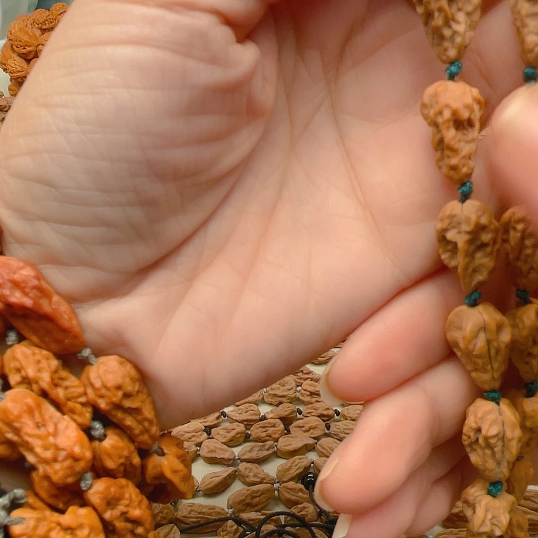 梦***忆文玩核桃吊坠异形