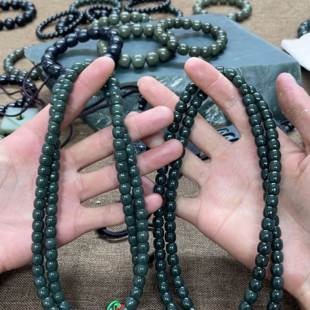 和田玉未镶嵌颈饰拍一发一