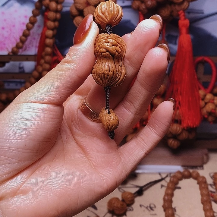 桃核吊坠龙纹桃枭