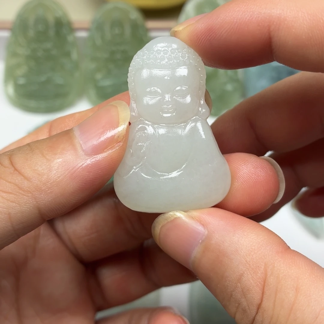 未镶嵌定制翡翠宝宝佛