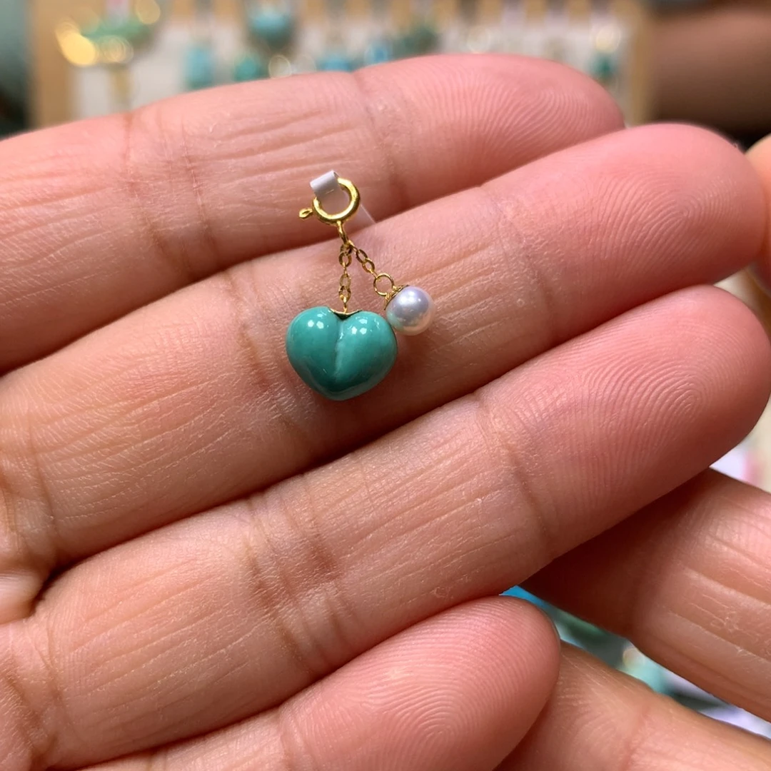 18K金镶嵌绿松石挂件