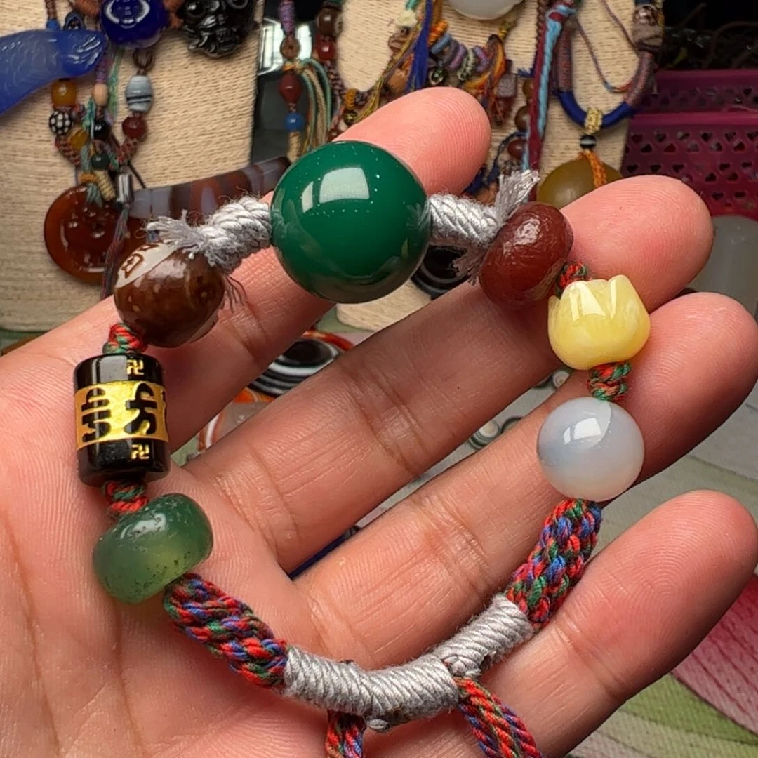 玛瑙/玉髓颈饰未镶嵌