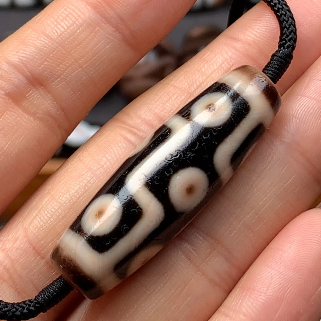 玛瑙/玉髓裸珠聚缘九眼