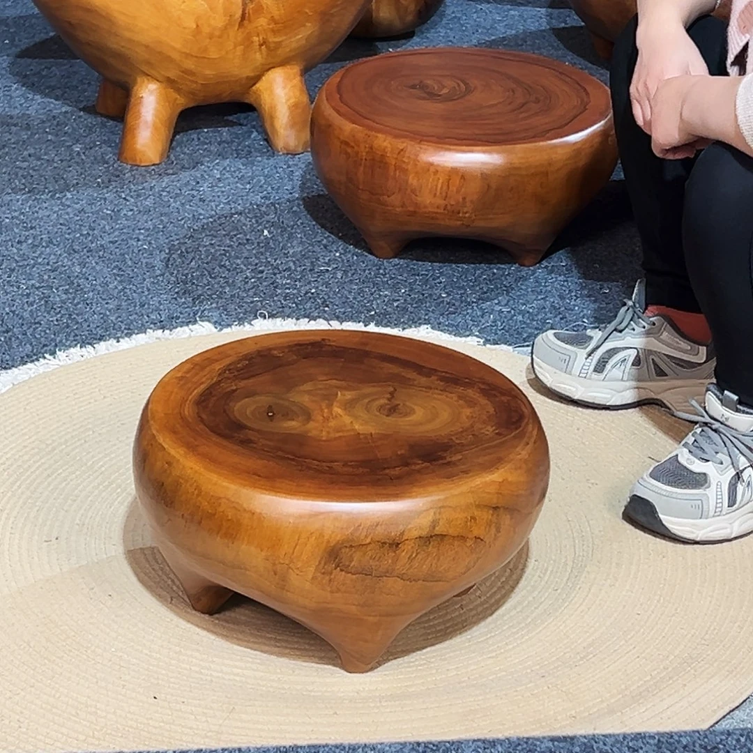 31 号香樟木尺寸：39-39-22cm