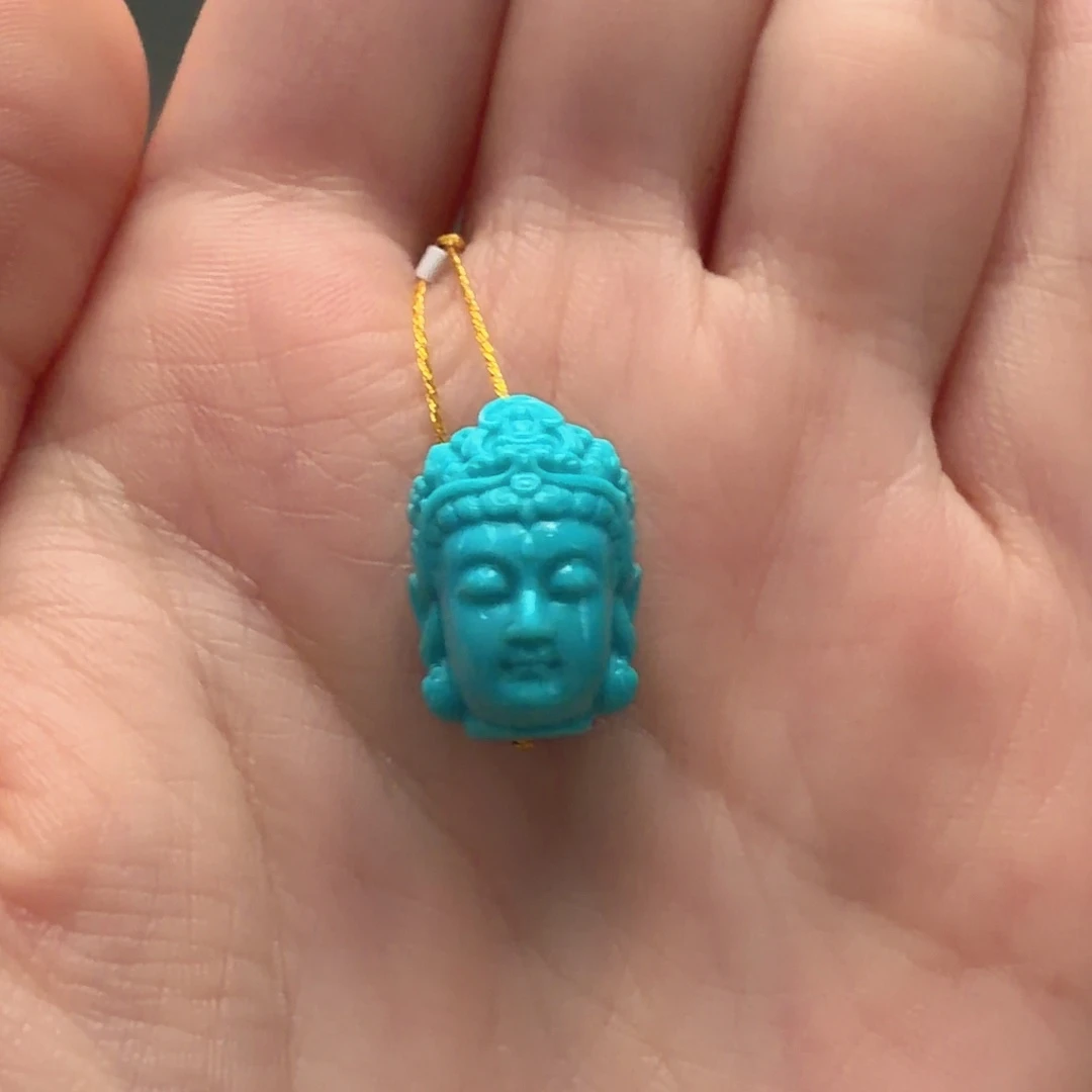 绿松石未镶嵌颈饰