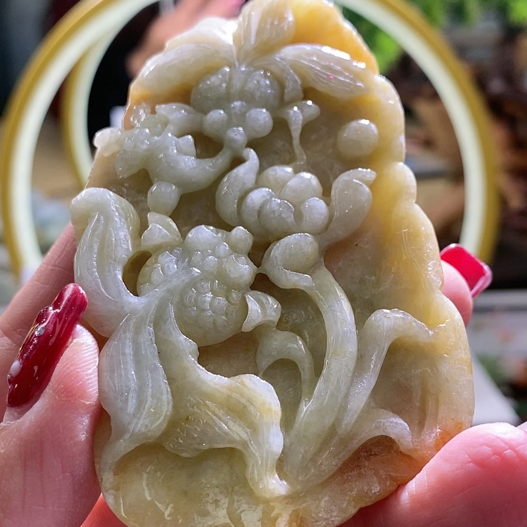 【闪购商品】翡翠颈饰未镶嵌鱼