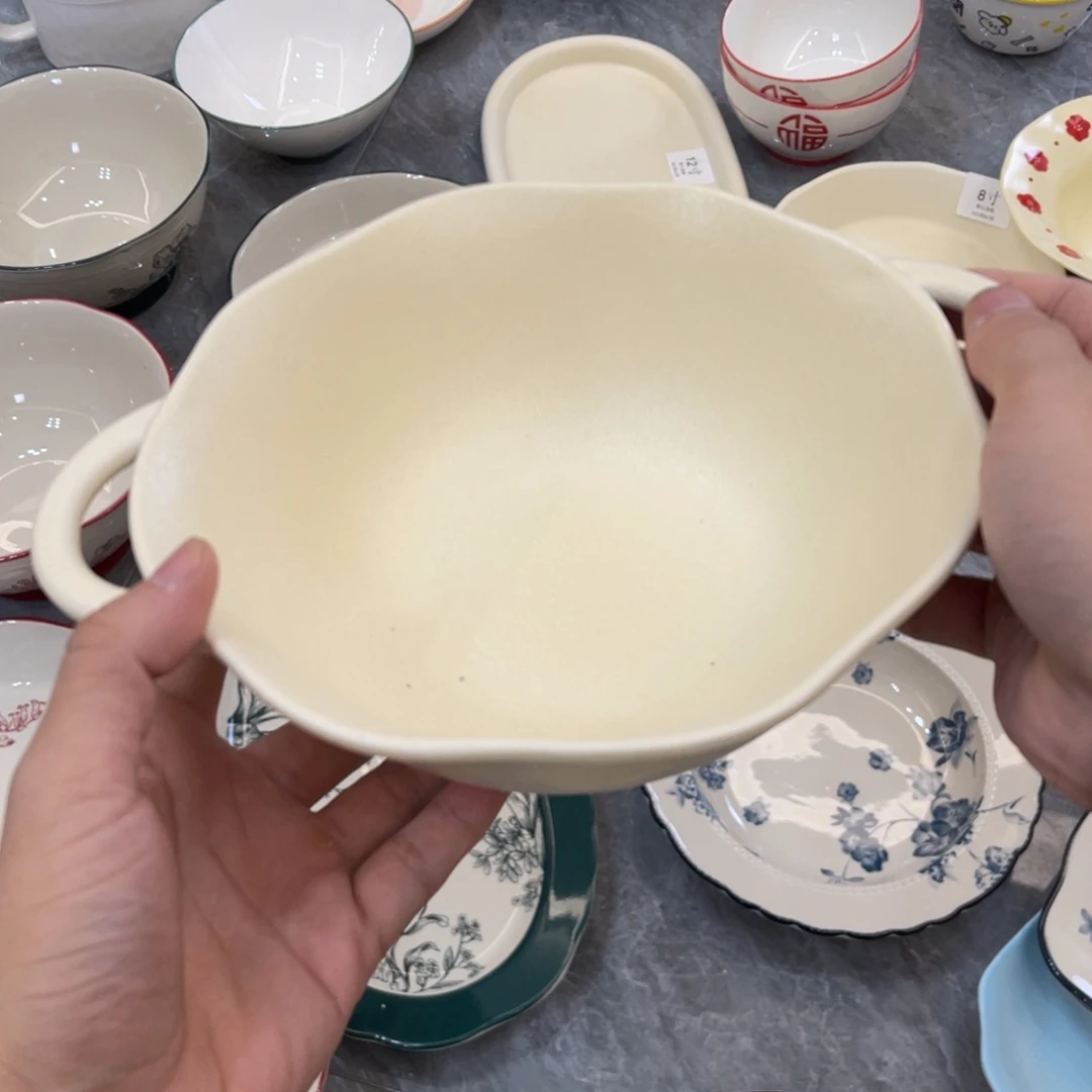 陶瓷微瑕餐具介意勿拍，满18飞！