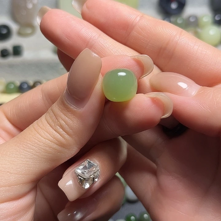 未镶嵌手链和田玉（翠青玉）黄*