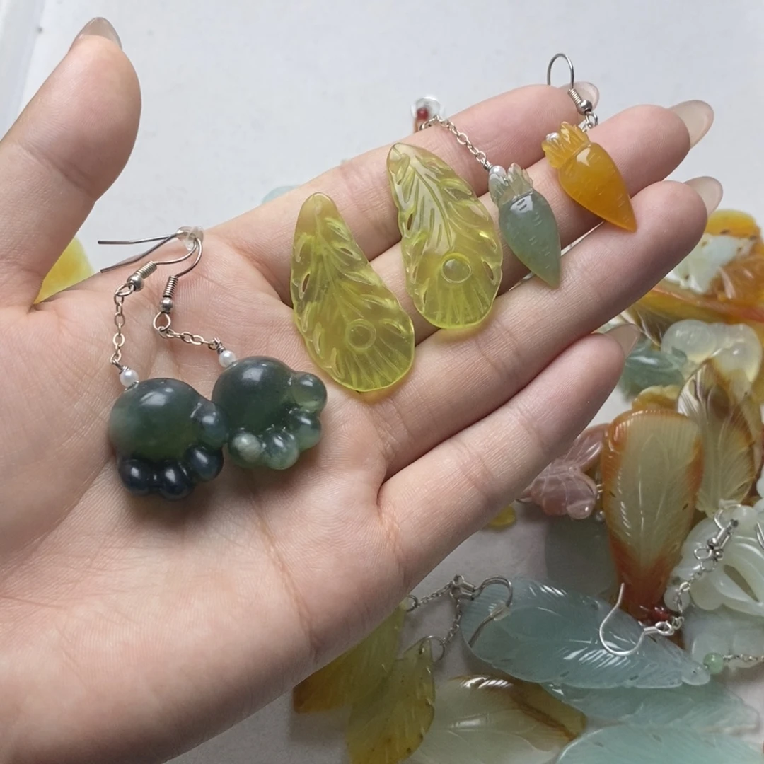 未镶嵌蛇纹石玉耳饰/颈饰