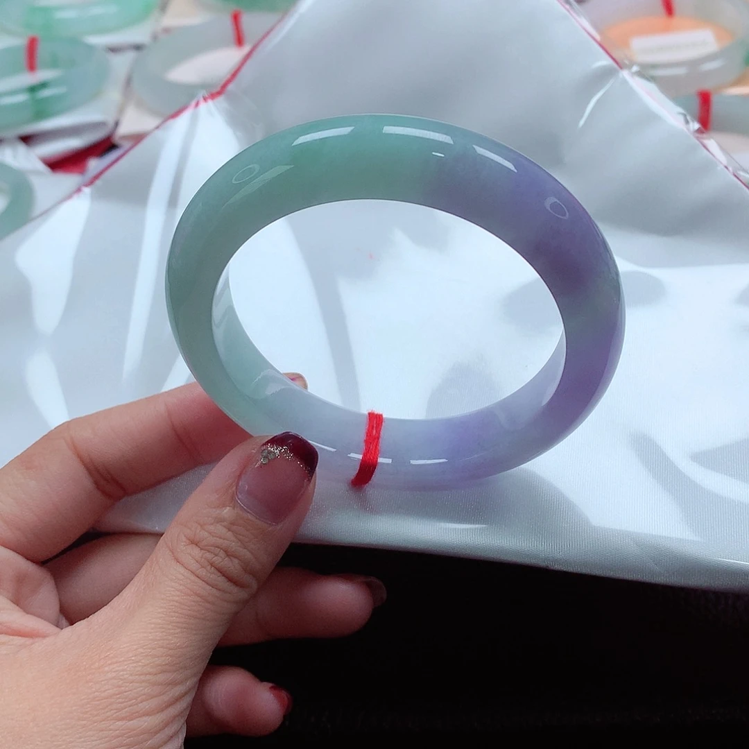 翡翠手镯未镶嵌天然A货翡翠