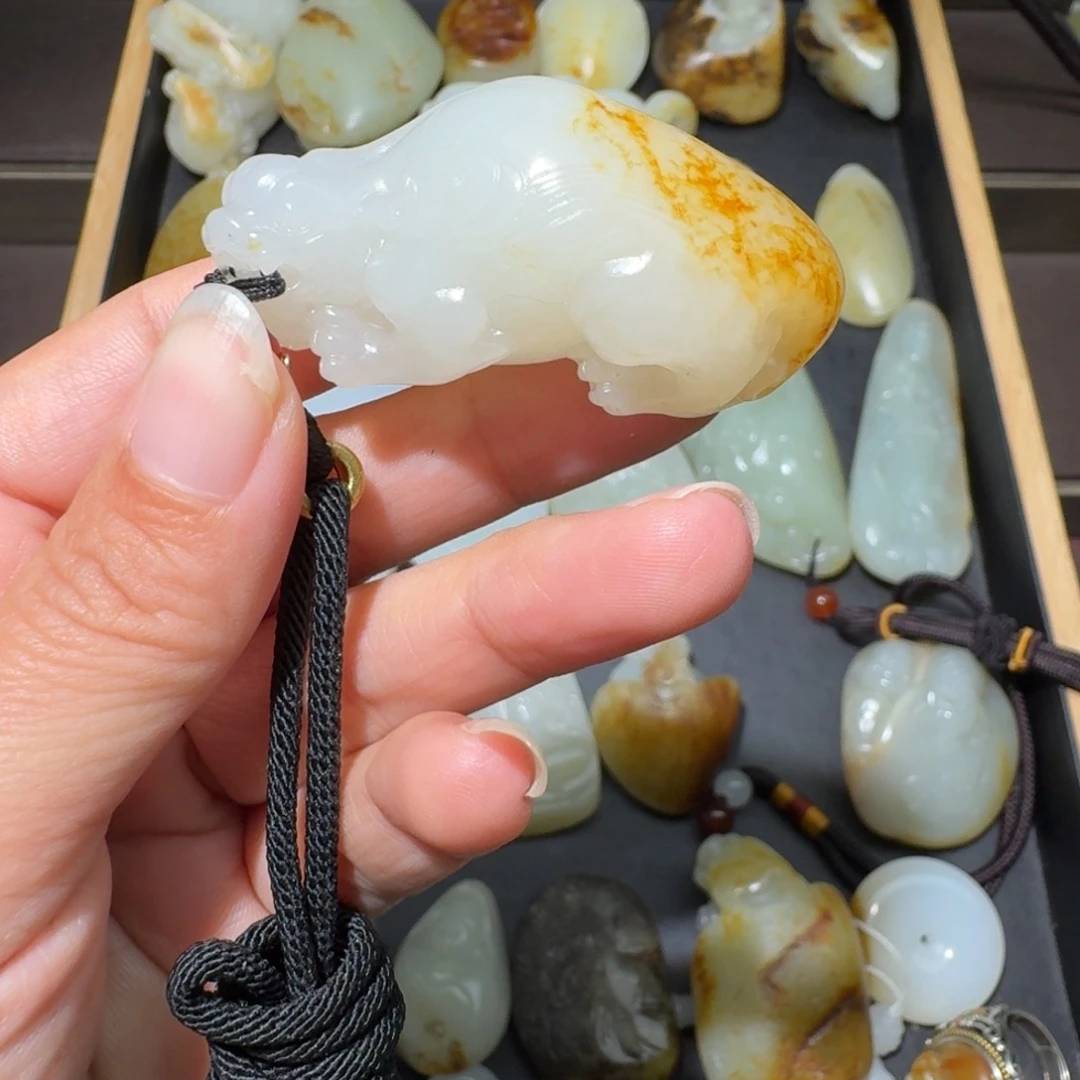 和田玉未镶嵌吊坠(不含链)