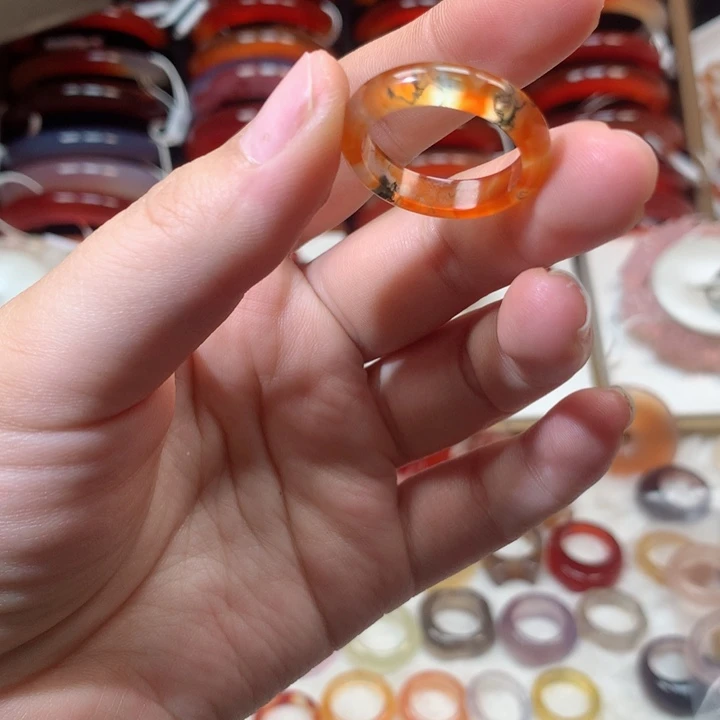 玛瑙/玉髓手链未镶嵌。****べ