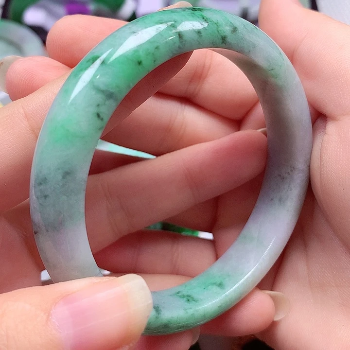 翡翠未镶嵌手镯翡翠手镯