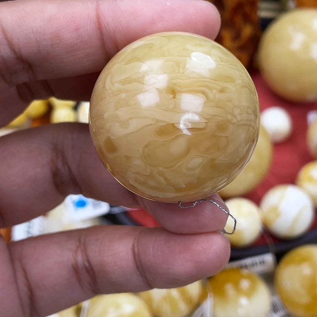 蜜蜡未镶嵌珠宝奇石35.3