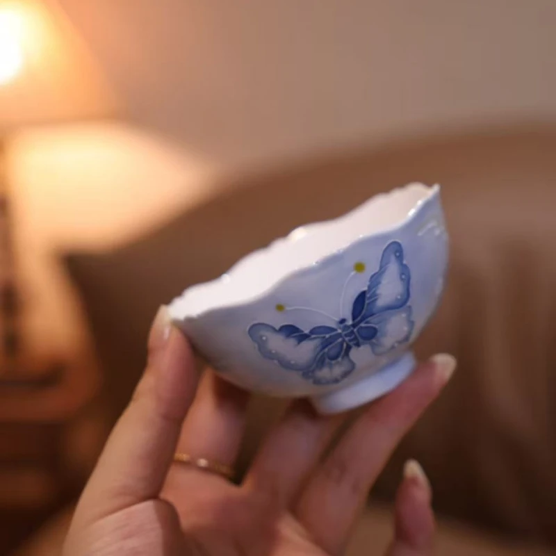 德白直播专属 工堆绘蓝色梦幻蝴蝶-波浪花口杯
