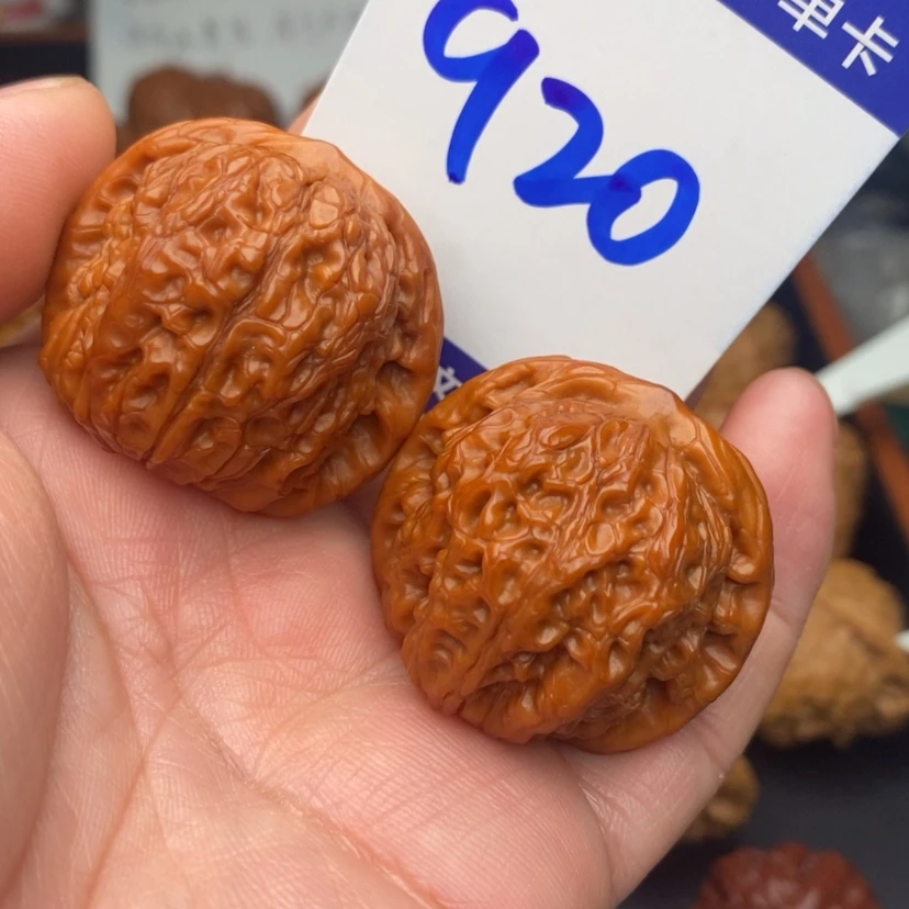 【闪购商品】文玩核桃把件36血麒麟