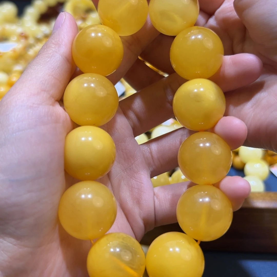 未镶嵌琥珀珠宝奇石