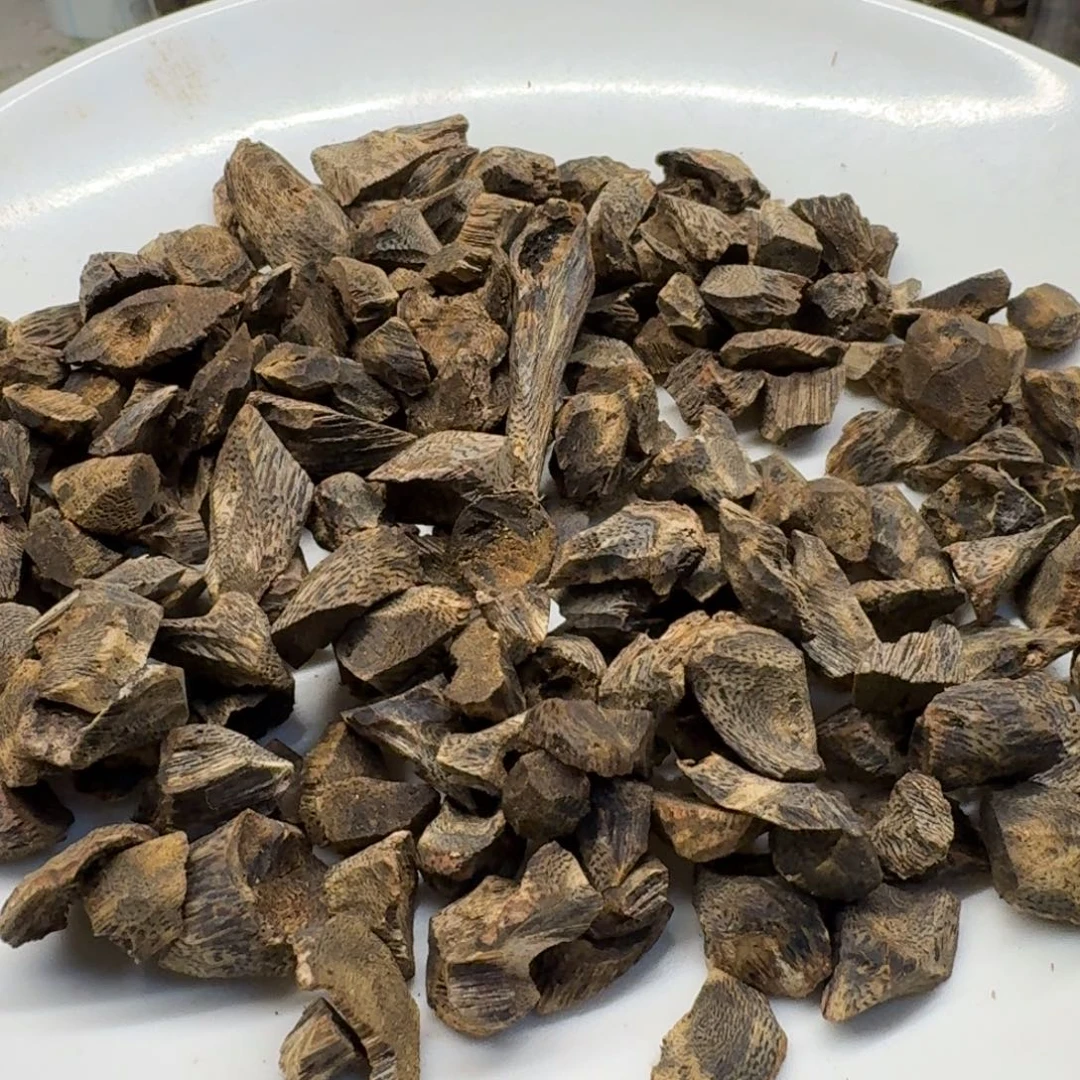 沉香碎屑沉香树丁料30克