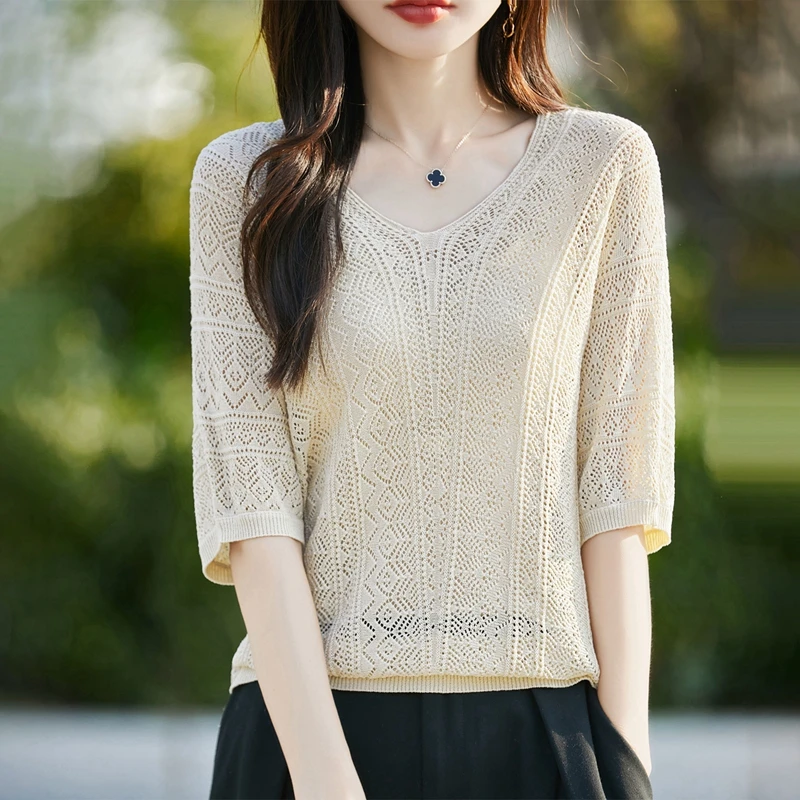 V领镂空提花纯色高级感显瘦短袖女百搭冰丝大码夏季薄t恤半袖