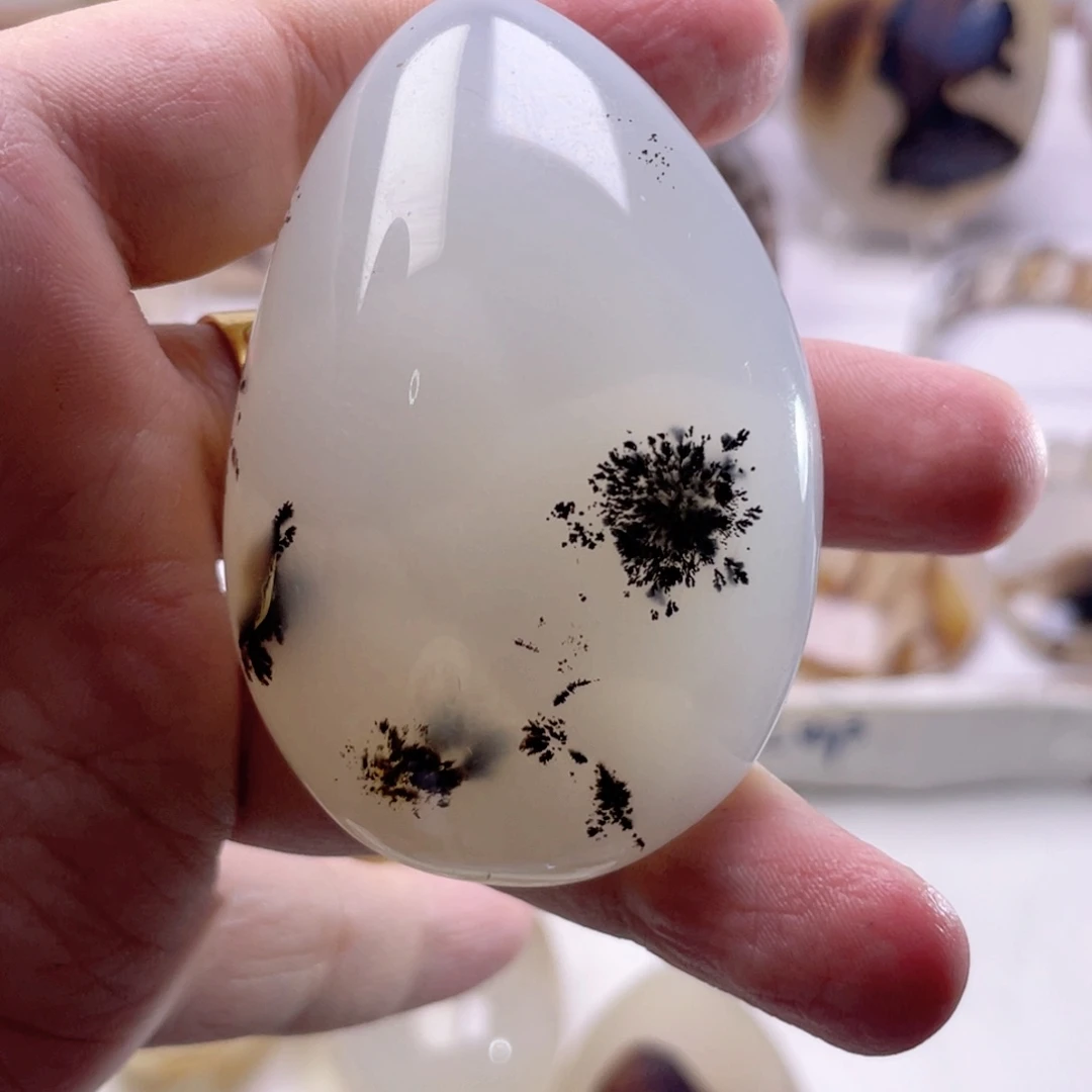 波***仔玛瑙/玉髓未镶嵌珠宝奇石