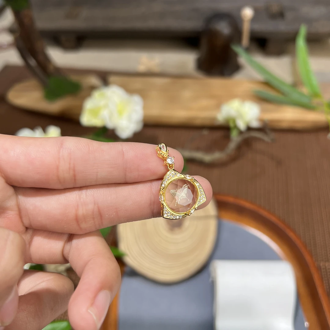 风铃回旋镖阴雕蝴蝶黄水晶s925吊坠 KT24091207